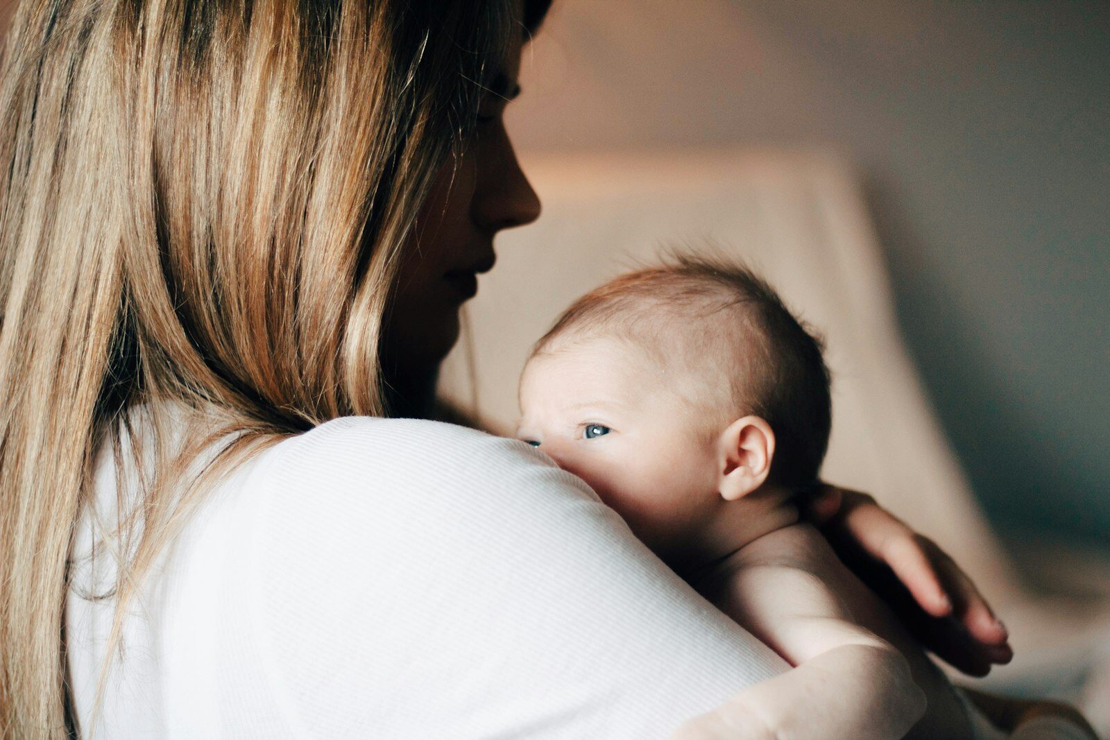 Ansiedade parental: quando cuidar significa viver em estado de alerta
