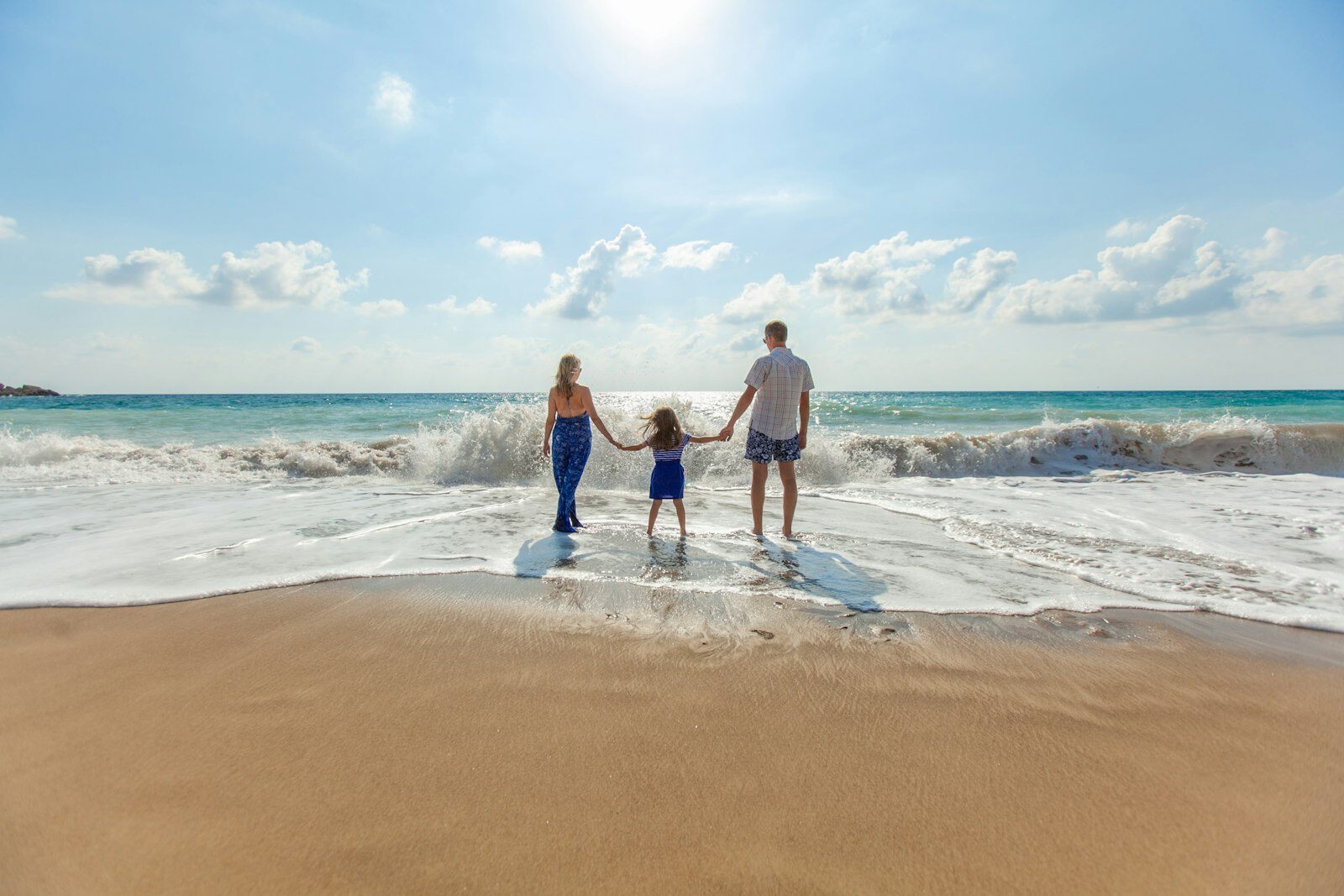 Férias com filhos: como criar uma rotina leve e feliz (mesmo a solo)